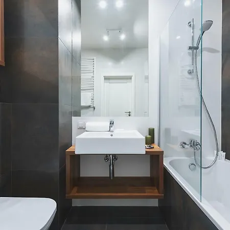 Apartamento Okecie Airport Bakalarska 2 P&o Serviced