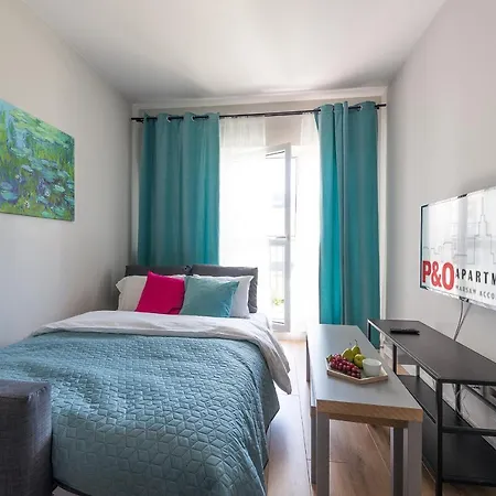 Apartment Okecie Airport Bakalarska 2 P&o Serviced Warsaw
