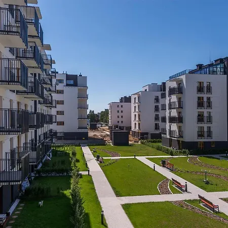 Apartment Okecie Airport Bakalarska 2 P&o Serviced