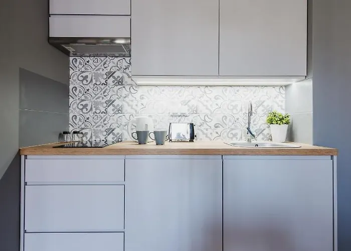 Okecie Airport Bakalarska 2 P&o Serviced Apartment