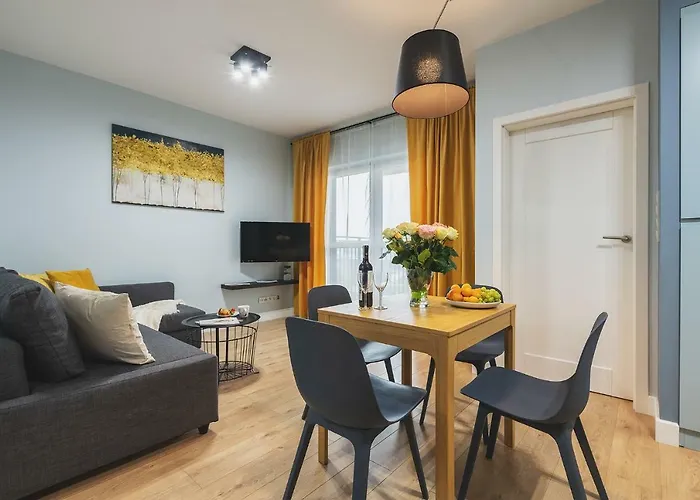 Okecie Airport Bakalarska 2 P&o Serviced Apartmán *