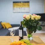 Appartement Okecie Airport Bakalarska 2 P&o Serviced
